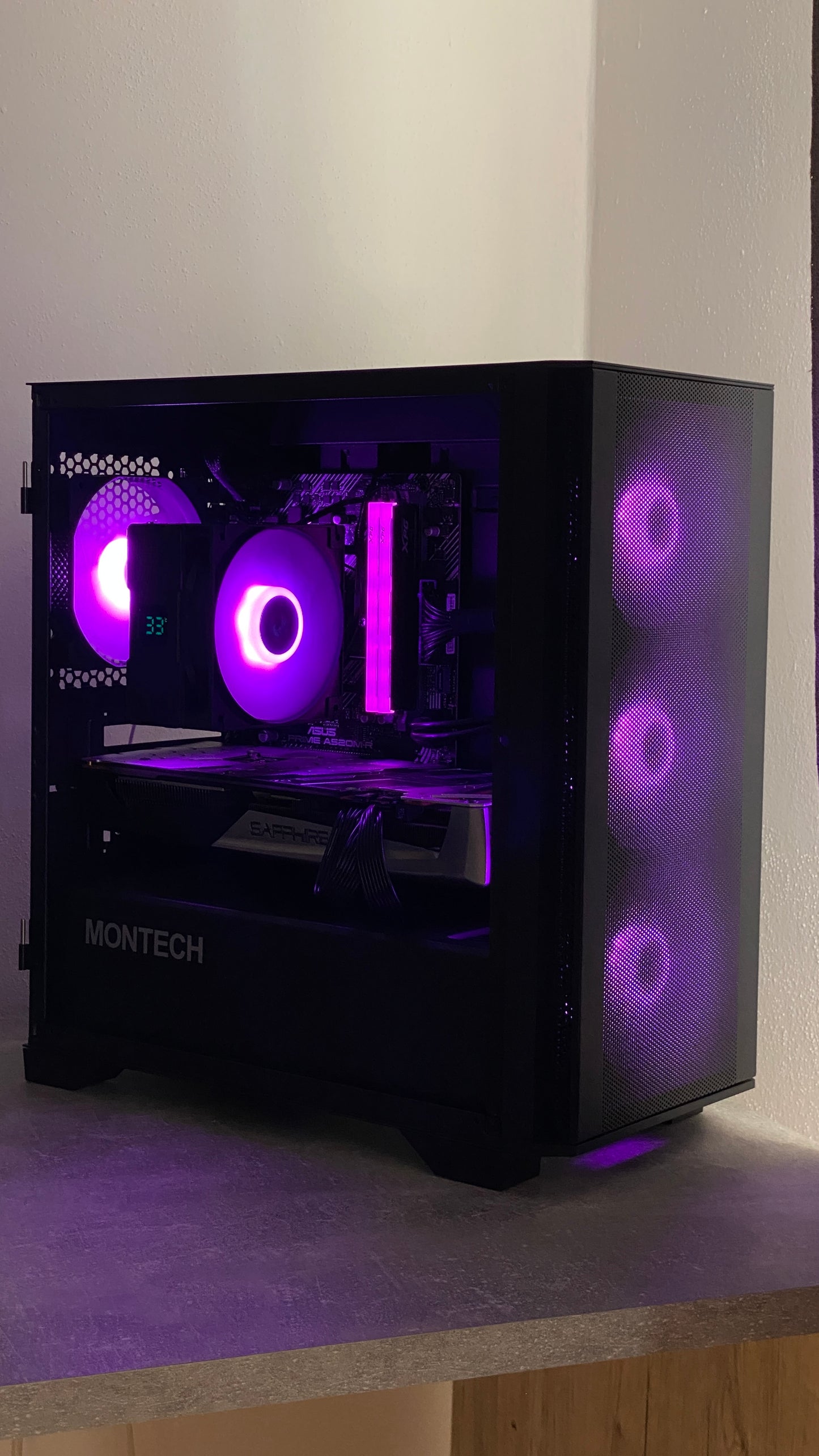 SpecialPCs - 14 999Kč